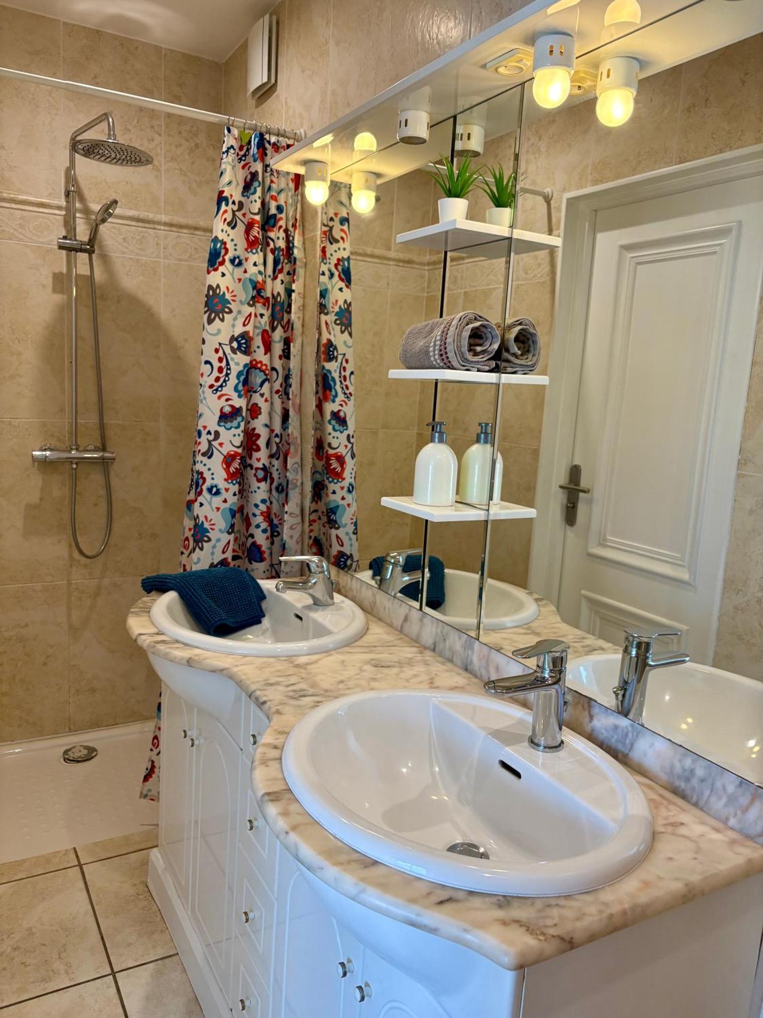Bed and Breakfast Domaine Les Buis Saint-Fortunat-sur-Eyrieux Экстерьер фото
