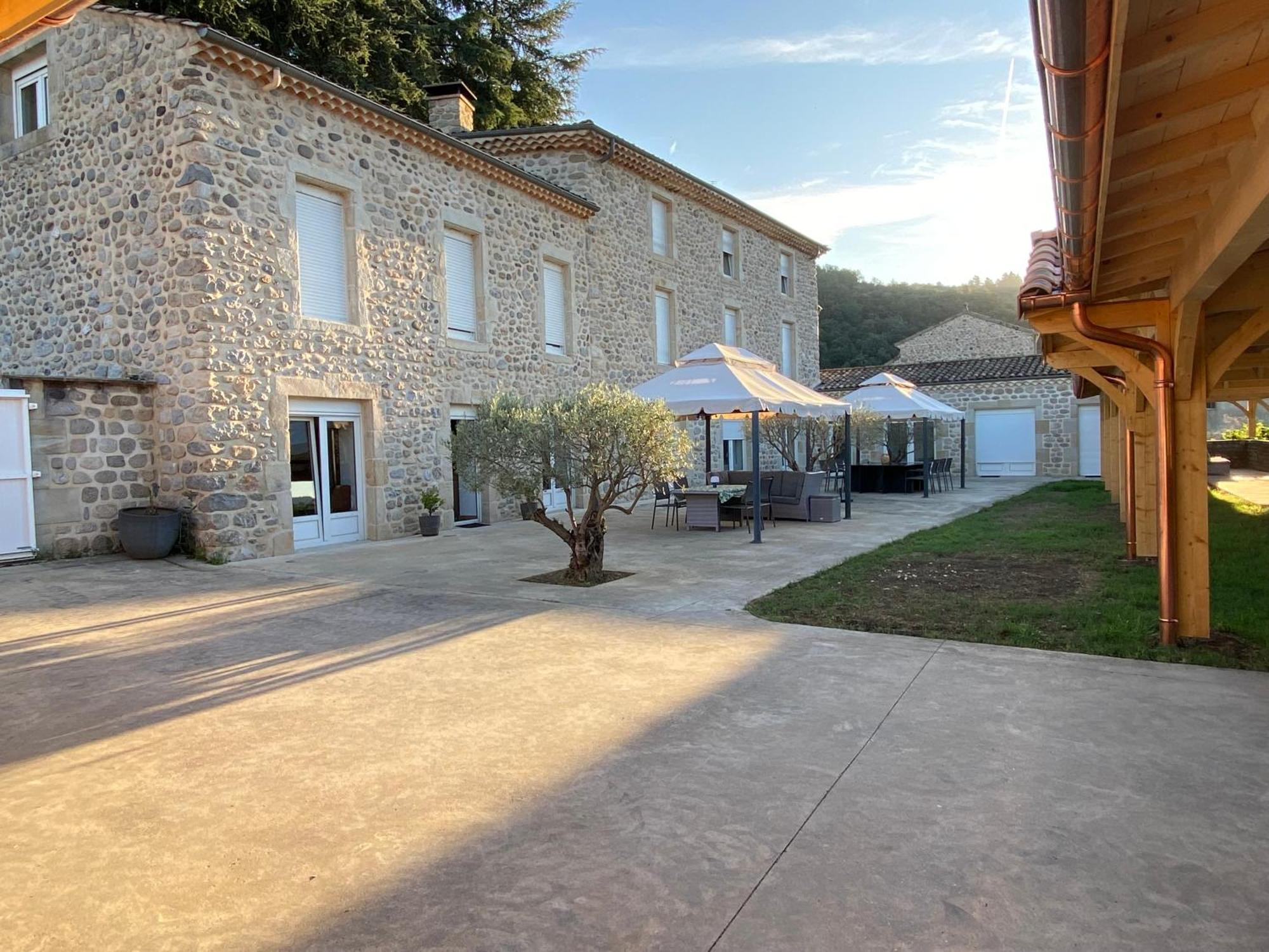 Bed and Breakfast Domaine Les Buis Saint-Fortunat-sur-Eyrieux Экстерьер фото